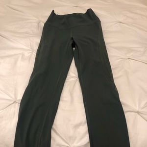 Lululemon olive green leggings size 2 7/8 length